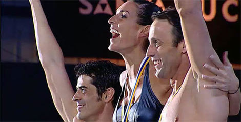 Verónica Hidalgo celebra su triunfo en el podio.
