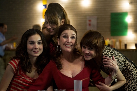 Las actrices Nadia de Santiago, Vernica Forqu y Angy Fernndez, en 'Ali'. | J. Vergne