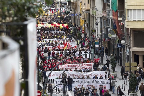 La manifestacin del 25 d'abril recorre el centro de Valencia. | V. Bosch