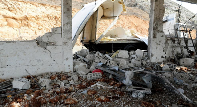 Desperfectos causados por uno de los ataques de Israel, segn la agencia SANA. | Afp