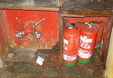 Sistemas antiincendio inutilizados por el xido. MS FOTOS