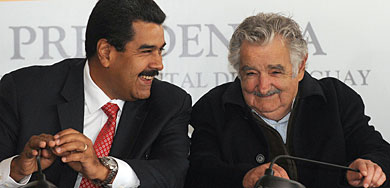 Maduro, con el presidente uruguayo. | AFP