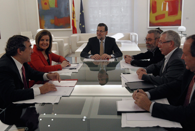 Rajoy, reunido con los agentes sociales. | Efe