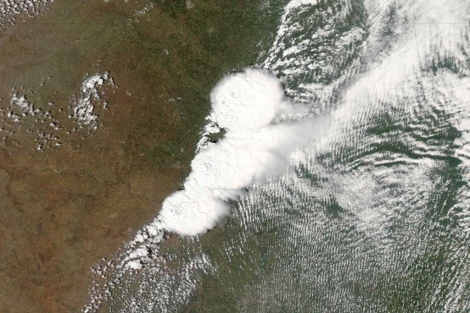 La tormenta que origin el tornado en Oklahoma vista desde satlite. | NASA