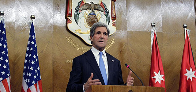 Kerry, durante la rueda de prensa en Ammán.| Reuters