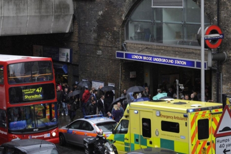 La polica cierra la estacin de metro 'London Bridge' de la capital britnica. | Efe