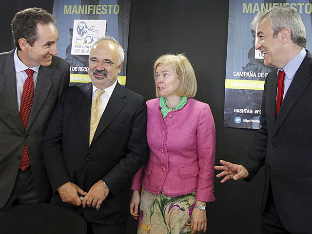 Presentacin del manifiesto por una nueva ley de Partidos Polticos en el Circulo de Bellas Artes de Madrid. | Jos Aym