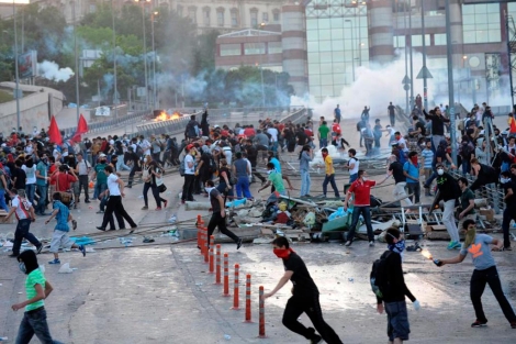 Enfrentamientos con la policía en Turquía.| Afp