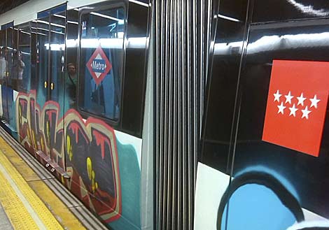 Vagones de metro realizados por los grafiteros. | Ismael Torres