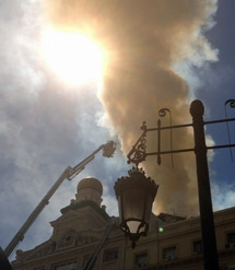 Imagen de la columna de humo