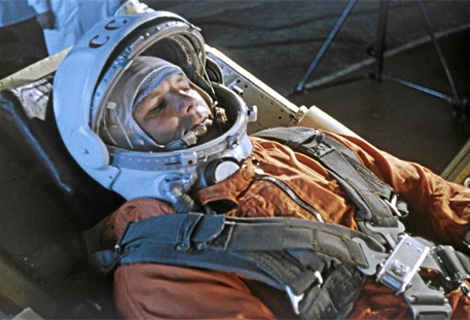 Gagarin poco antes de despegar en 1960. | Tass