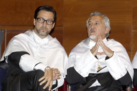Quique Dacosta (i) y Paco Torreblanca (d), este jueves, en la UMH. | P.Rubio