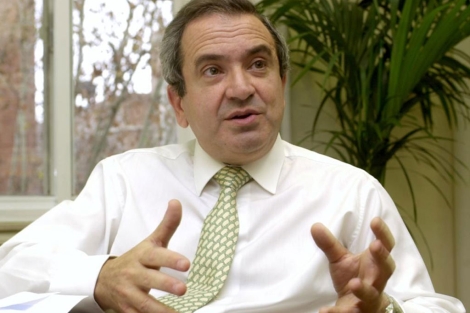 Emilio Lora-Tamayo, presidente del CSIC, durante una entrevista.| Carlos Miralles.