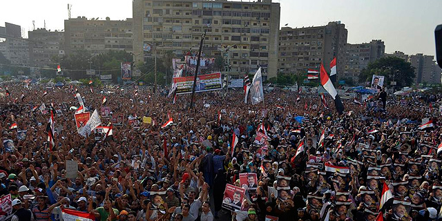 Manifestación en apoyo de Mursi, en El Cairo. | Efe