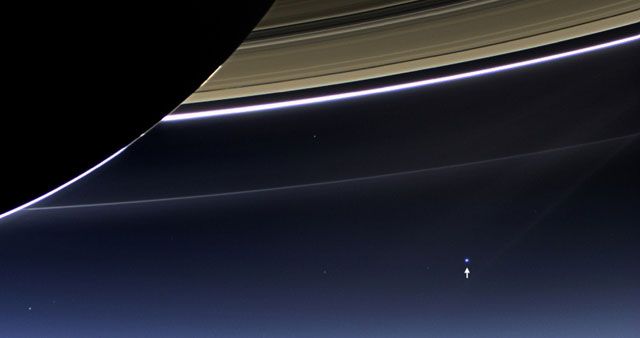 Imagen de la Tierra vista desde Saturno tomada por la sonda Cassini. | NASA