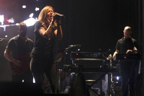 La vocalista de Portishead, Beth Gibbons, durante su actuacin. | Efe