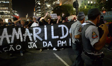 Imagen de la protesta por la desaparicin de Amarildo. | Afp