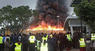 Imagen del incendio en el Aeropuerto de Nairobi