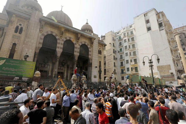Exteriores de la mezquita de Al-Fath . | Reuters