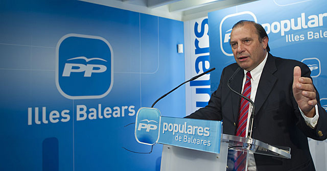 El diputado del PP Vicente Martnez-Pujalte, el pasado da 16 en rueda de prensa. | M. T. Dez / Efe