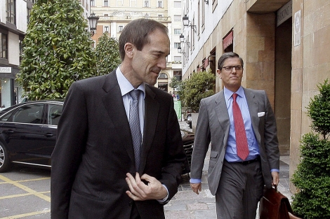 Foto: El presidente de Liberbank, Manuel Menéndez y el consejero Felipe Fernández