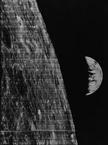 En 1966 la sonda sovitica 'Lunar Orbiter' hizo la primera foto de la Tierra.| UCL