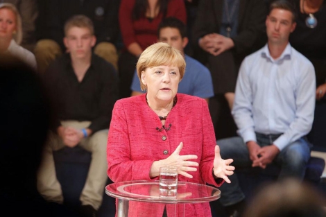 La canciller alemana Angela Merkel durante el programa. | Efe