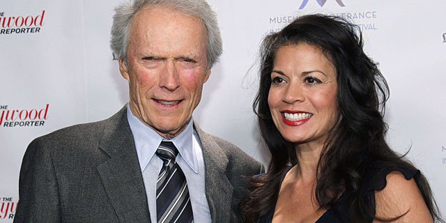 Clint y Dina Eastwood. | Reuters