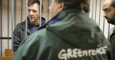 Activistas de Greenpeace detenidos en Rusia. | Efe
