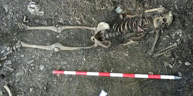 Imagen del esqueleto hallado en la tumba del 'soldado desconocido'