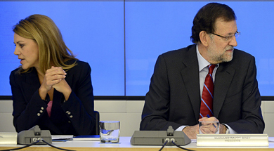 Cospedal y Rajoy en la reunin del Ejecutivo. | B. Daz