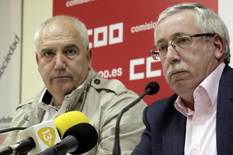 Ignacio Fernndez Toxo y Francisco Carbonero, durante la rueda de prensa. | Efe