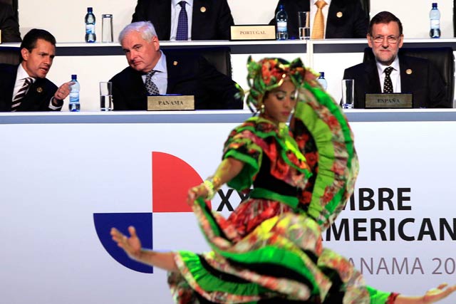 Los presidentes de México, Panamá y España (de izda. a dcha.) en la inauguración de la Cumbre Iberoamericana. | Efe