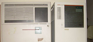 CPU y disco duro del ordenador DEC 4000/600