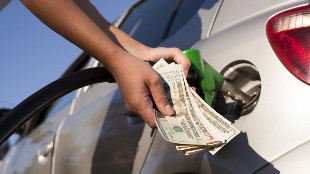 Por qu la gasolina se carga tu depsito de ahorro? 
