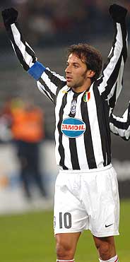 Alessandro Del Piero, durante el partido ante la 'Fiore'. (Foto: AP)