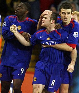 Wayne Rooney celebra su gol. (Foto: AP)