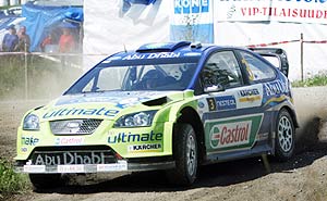 Gronholm durante la tercera etapa del Rally de Finlandia. (Foto: AFP)