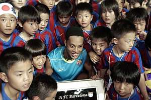 Ronaldinho siempre es el ms aclamado. (Foto: EFE)