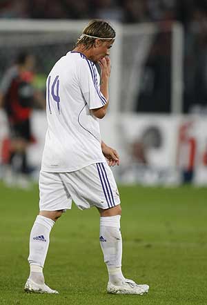 Guti, en un partido con el Real Madrid. (Foto: EFE)