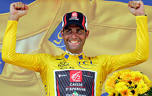 Pereiro, con el maillot amarillo en el Tour de 2006. (Foto: AP)
