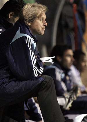 Schuster durante el partido frente al Levante. (Foto: EFE)