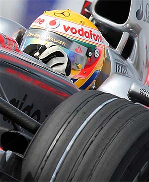 Hamilton, durante la carrera en Bahrein. (Foto: AFP)