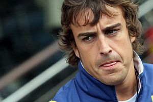 Fernando Alonso, ayer, en Spa. (Foto: AFP)