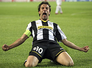 Del Piero celebra su gol en el pasado Juventus-Real Madrid. (Foto: AP)