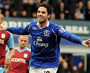 Arteta, celebra un gol con el Everton. (AFP)