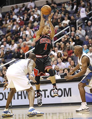 Derrick Rose, ante los Wizards. (Foto: AP)