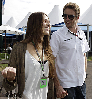 Button, junto a su nueva novia en Melbourne. (Foto: REUTERS)