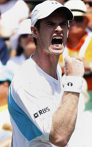 Murray celebra un punto ante Djokovic. (Foto: AP)