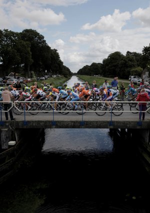 La segunda etapa de la Vuelta finaliza en Emmen. (Foto: AP)